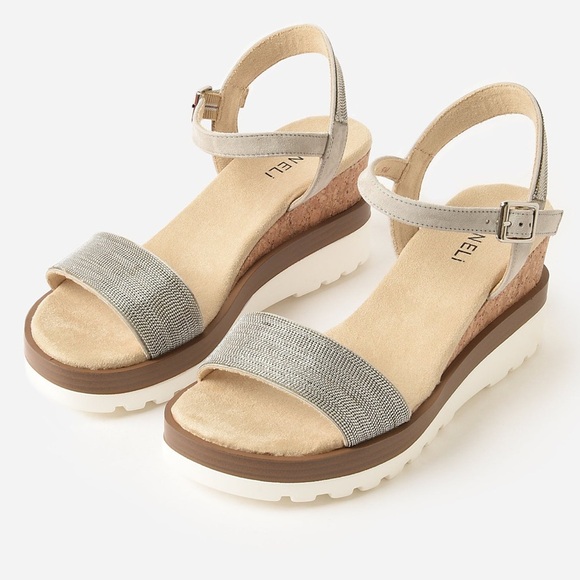 Vaneli Shoes - Women’s VANELI Cedra wedge sandals- Size 9